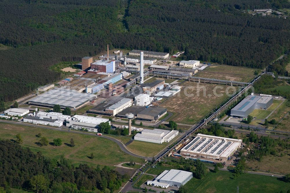 Premnitz from the bird's eye view: Building and production halls on the premises of Maerkische Faser GmbH on Grisuten-Strasse in Premnitz in the state Brandenburg, Germany