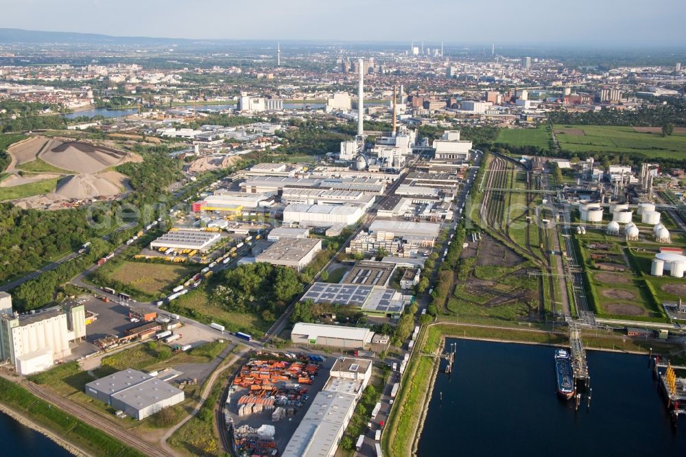 Aerial image Mannheim - Building and production halls on the premises of MTG Bayer GmbH in the district Industriehafen in Mannheim in the state Baden-Wuerttemberg, Germany