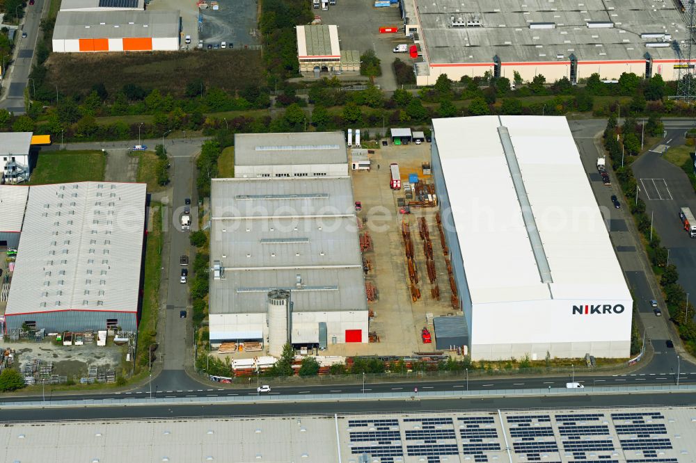 Aerial image Radeburg - Building and production halls on the premises of Nikro Radeburg GmbH in the district Berbisdorf in Radeburg in the state Saxony, Germany