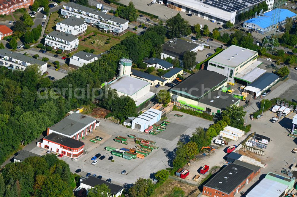 Wentorf from the bird's eye view: Building and production halls on the premises of Norddeutsche Kistenfabrik K.Pannecke GmbH on street Suedring in Wentorf in the state Schleswig-Holstein, Germany