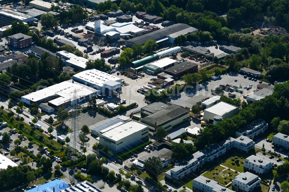 Wentorf from above - Building and production halls on the premises of Norddeutsche Kistenfabrik K.Pannecke GmbH on street Suedring in Wentorf in the state Schleswig-Holstein, Germany