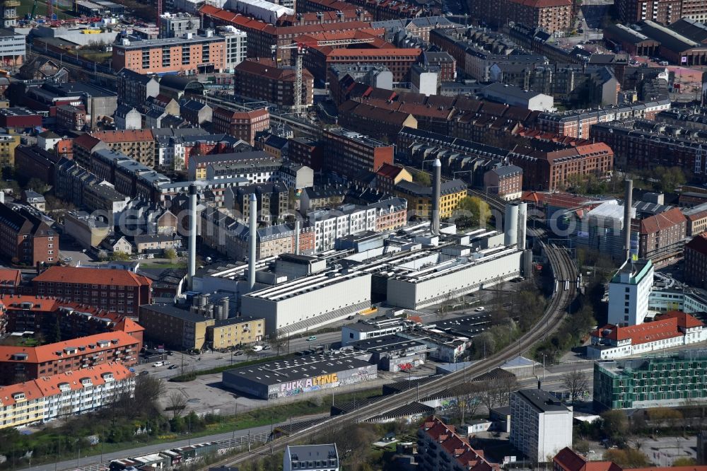 Aerial photograph Kopenhagen - Building and production halls on the premises of Novozymes A/S Fuglebakken in Copenhagen in Denmark