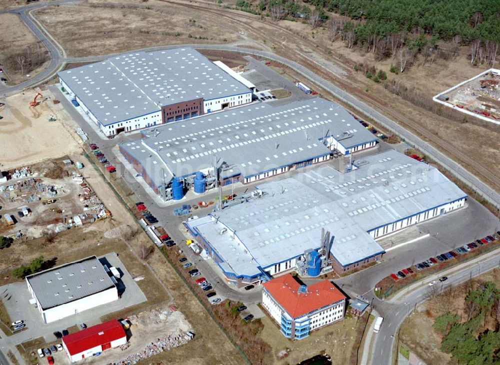 Oranienburg from above - Werksgelände der ORAFOL-Klebetechnik GmbH, Am Biotop2 in 16515 Oranienburg (Gewebegebiet). Tel.: 03301-8640