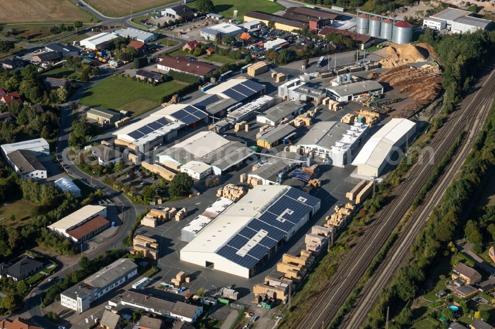 Aerial photograph Bassum - Building and production halls on the premises Palettenfabrik Bassum GmbH on Carl-Zeiss-Strasse in Bassum in the state Lower Saxony, Germany