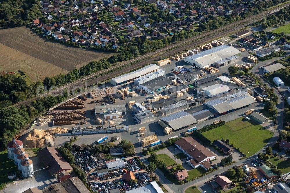 Bassum from the bird's eye view: Building and production halls on the premises Palettenfabrik Bassum GmbH on Carl-Zeiss-Strasse in Bassum in the state Lower Saxony, Germany