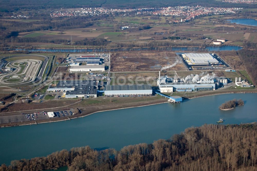 Wörth am Rhein from the bird's eye view: Building and production halls on the premises of Papierfabrik Palm GmbH & Co. KG in the district Industriegebiet Woerth-Oberwald in Woerth am Rhein in the state Rhineland-Palatinate