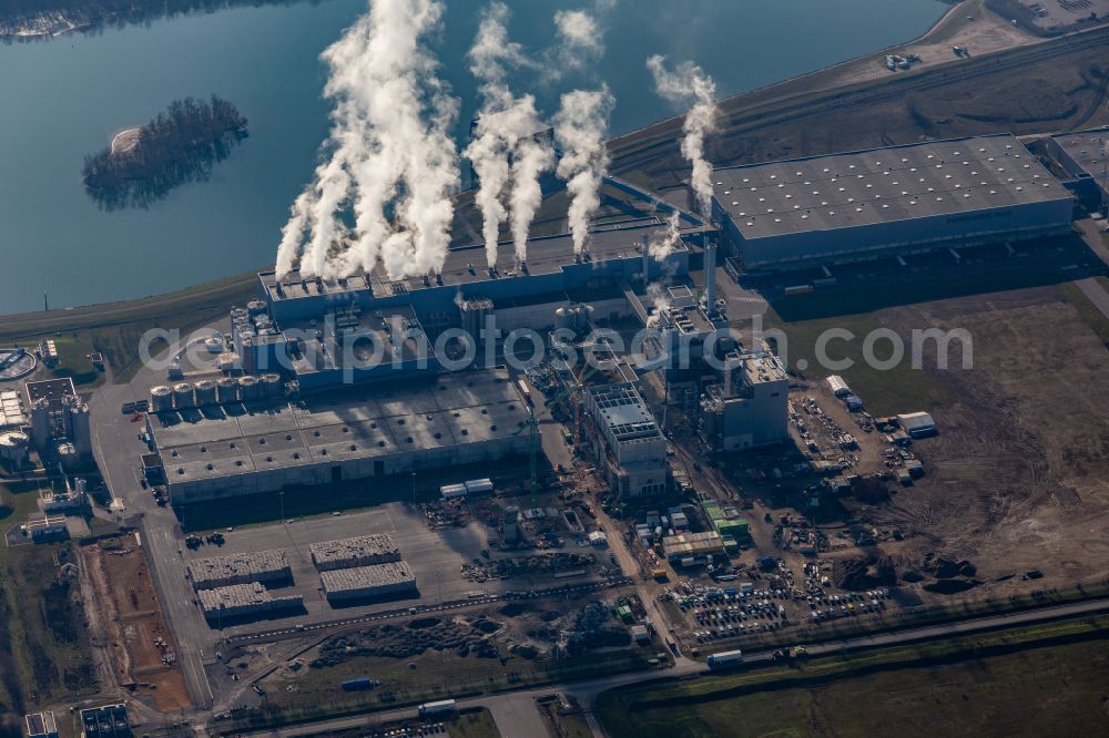 Wörth am Rhein from above - Building and production halls on the premises of paper factory Palm in Woerth am Rhein in the state Rhineland-Palatinate, Germany