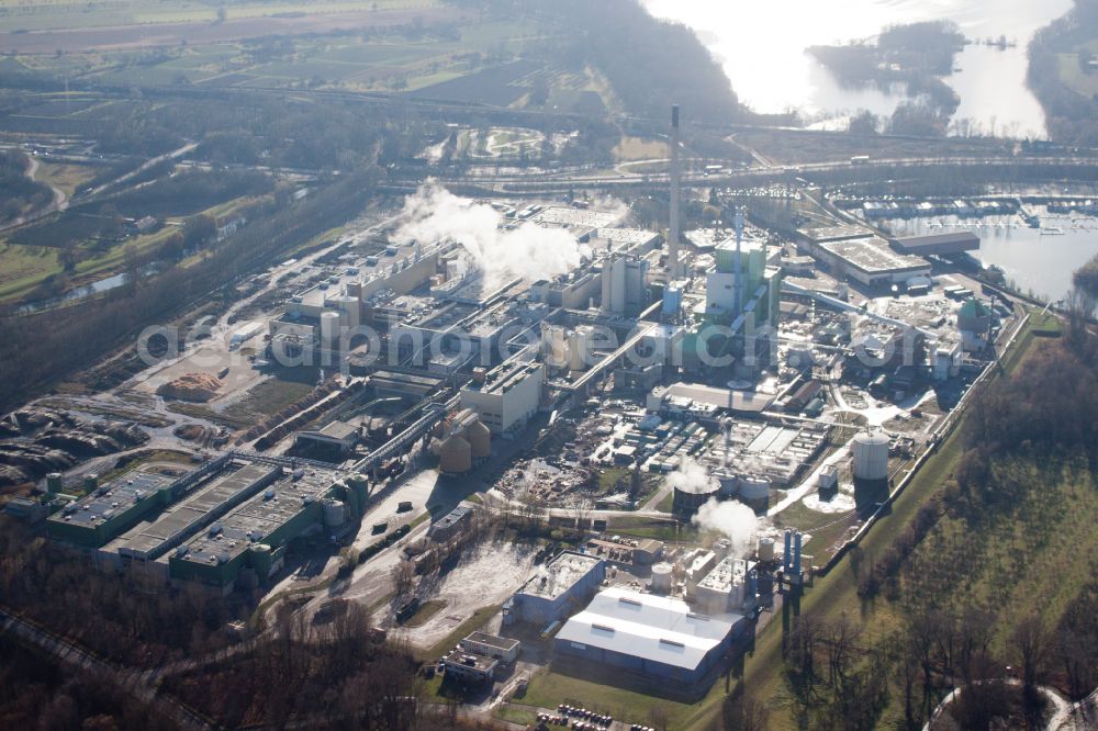 Aerial image Karlsruhe - Building and production halls on the premises of Papierfabrik Stora Enso on the Rhine river on street Mitscherlichstrasse in Karlsruhe in the state Baden-Wurttemberg, Germany