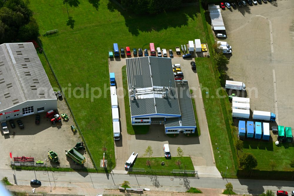 Aerial photograph Demmin - Building and production halls on the premises of peenelack GmbH & Co. KG on street Lobeck-Weg in the district Seedorf in Demmin in the state Mecklenburg - Western Pomerania, Germany