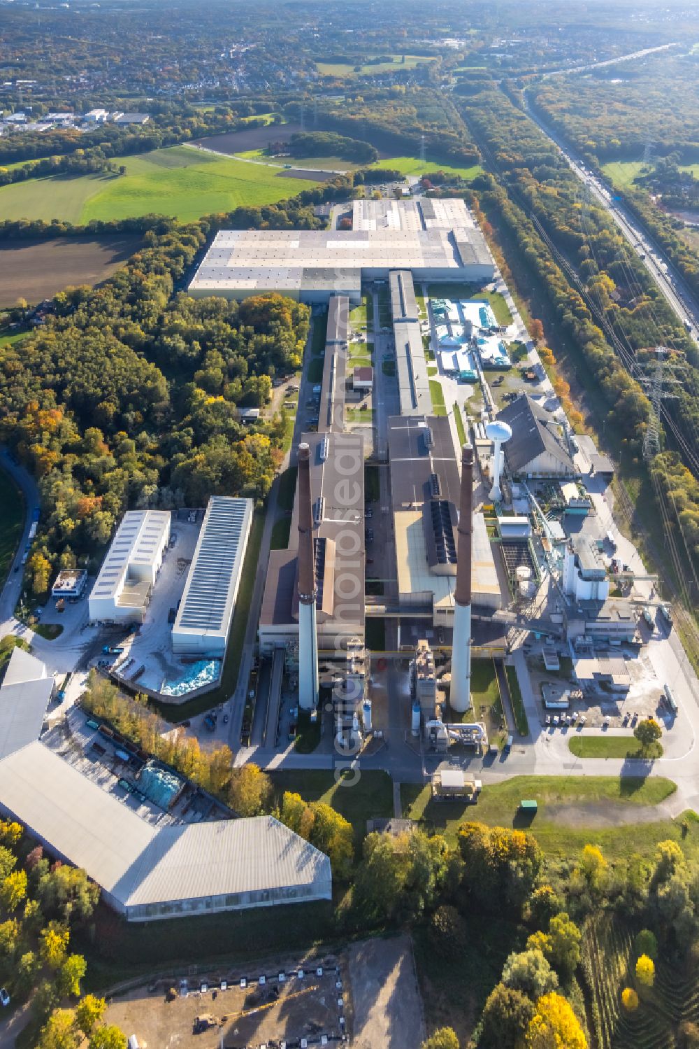 Aerial photograph Ellinghorst - Building and production halls on the premises Pilkington Germany AG on street Hegestrasse in Ellinghorst at Ruhrgebiet in the state North Rhine-Westphalia, Germany