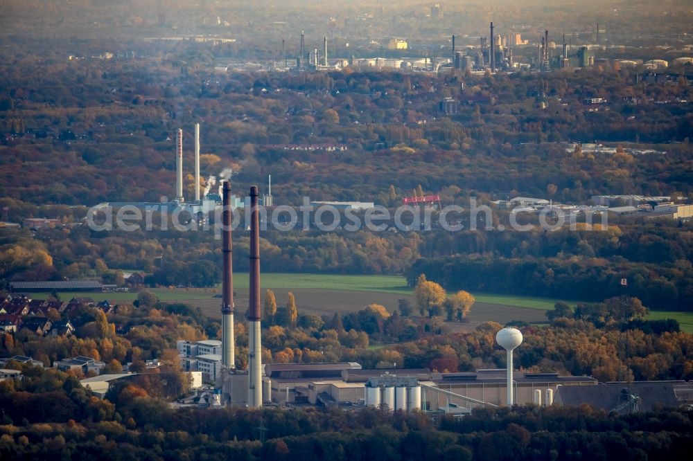 Gladbeck from above - Building and production halls on the premises of Pilkington Germany AG on Hegestrasse in Gladbeck in the state North Rhine-Westphalia, Germany