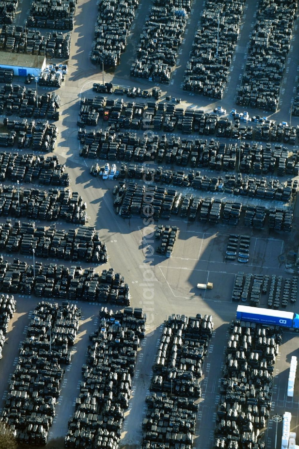 Aerial image Weißandt-Gölzau - Building and production halls on the premises of POLIFILM GmbH in Weissandt-Goelzau in the state Saxony-Anhalt, Germany