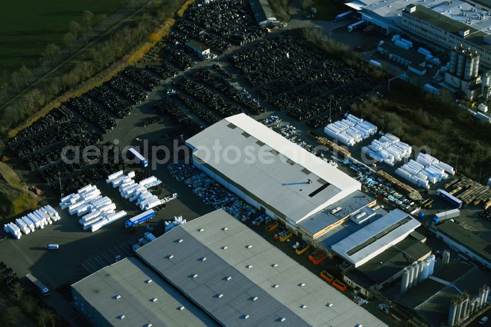 Aerial photograph Weißandt-Gölzau - Building and production halls on the premises of POLIFILM GmbH in Weissandt-Goelzau in the state Saxony-Anhalt, Germany