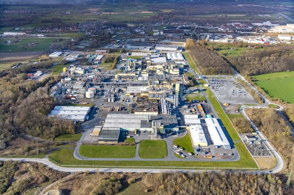 Aerial image Hamm - Building and production halls on the premises of Du Pont de Nemours (Deutschland) GmbH Frielinghauser Strasse in the district Norddinker in Hamm at Ruhrgebiet in the state North Rhine-Westphalia