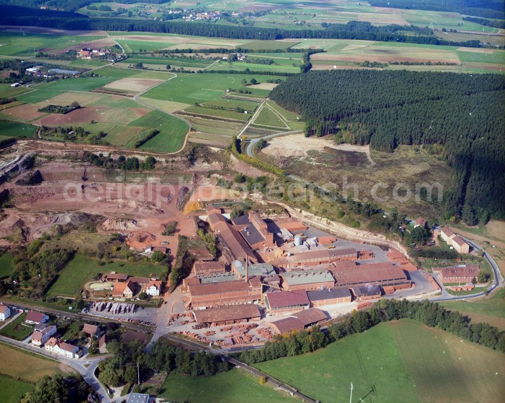 Aerial image Langenzenn - Building and production halls on the premises Produktionsgelaende Ziegelwerk in Langenzenn in the state Bavaria, Germany