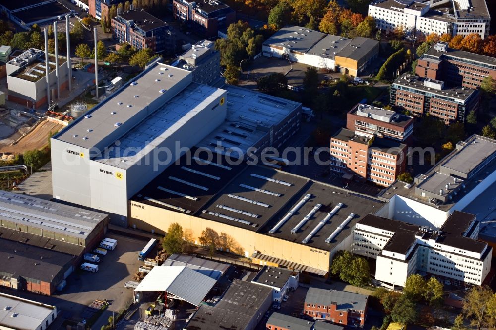 Hamburg from the bird's eye view: Building and production halls on the premises of F. REYHER Nchfg. GmbH & Co. KG on Haferweg in the district Altona in Hamburg, Germany