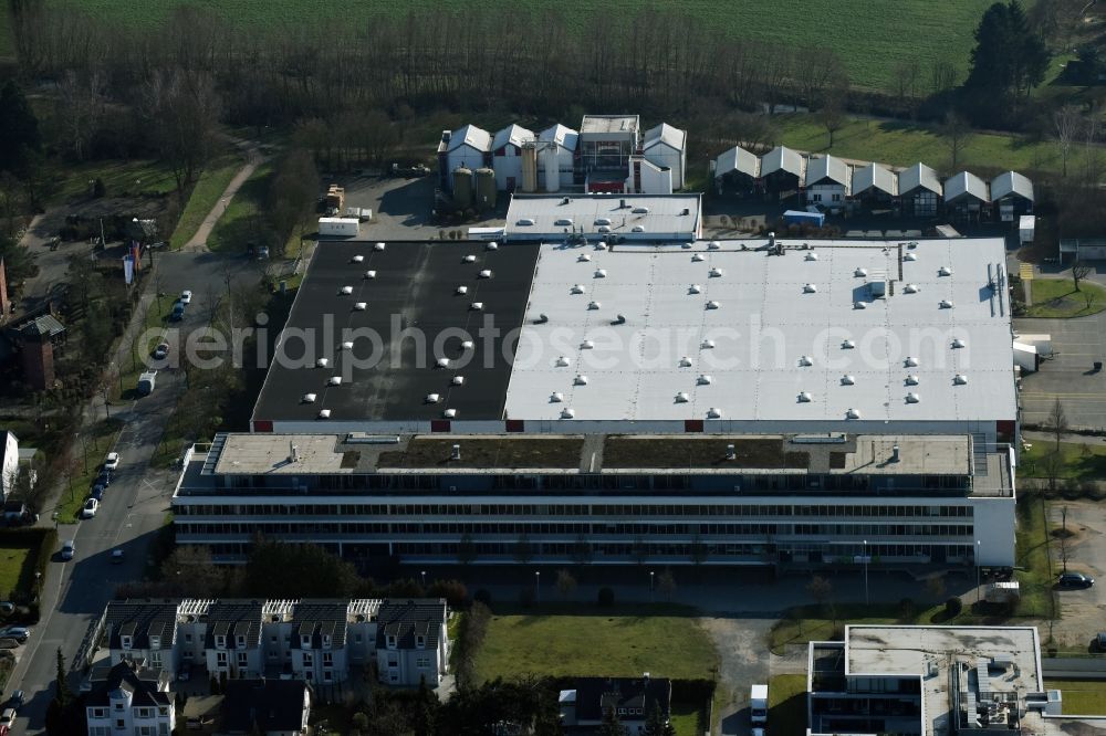 Darmstadt from above - Building and production halls on the premises of SAG Deutschland GmbH on Uhlandstrasse in Darmstadt in the state Hesse