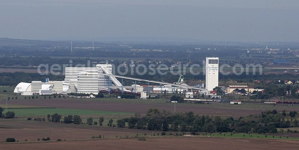 Bernburg (Saale) from the bird's eye view: Building and production halls on the premises of Salzwerk Bernburg Esco on Kustrenaer Weg in Bernburg (Saale) in the state Saxony-Anhalt, Germany