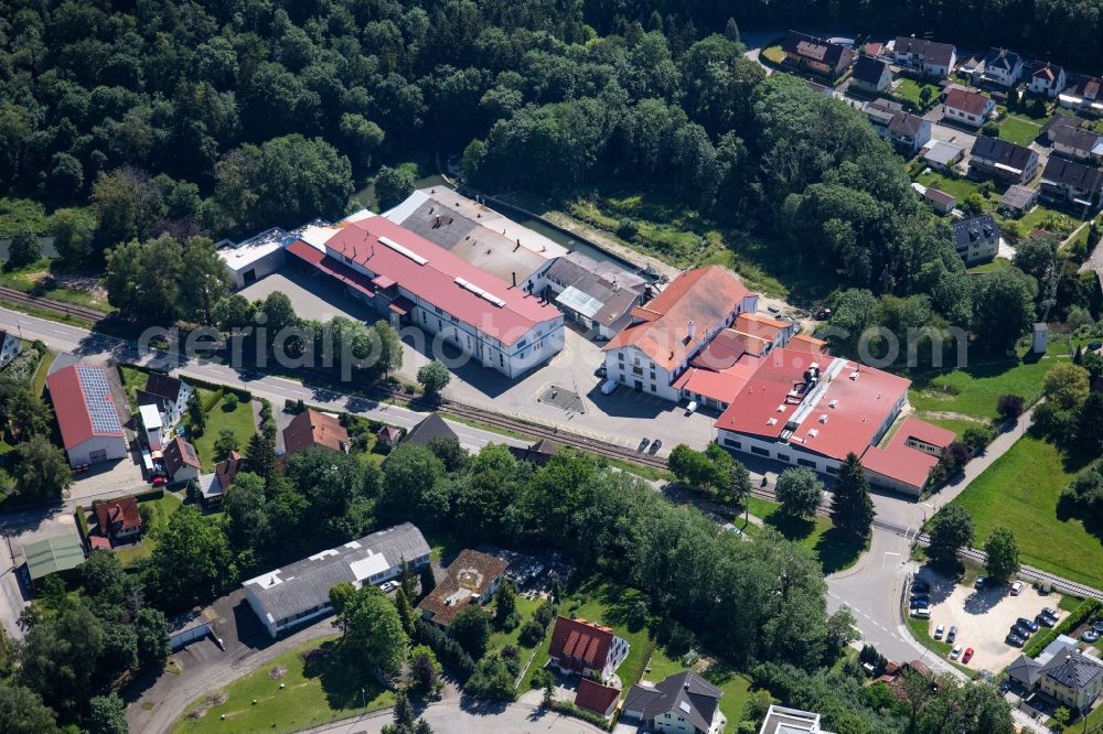 Aerial photograph Sigmaringendorf - Building and production halls on the premises Schaal Oberflaechensysteme GmbH & Co. KG along Laucherthaler Strasse in Sigmaringendorf in the state Baden-Wuerttemberg, Germany