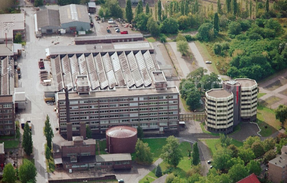 Aerial photograph Berlin - Building and production halls on the premises of Schindler Deutschland AG & Co. KG on Schindler-Platz in the district Mariendorf in Berlin