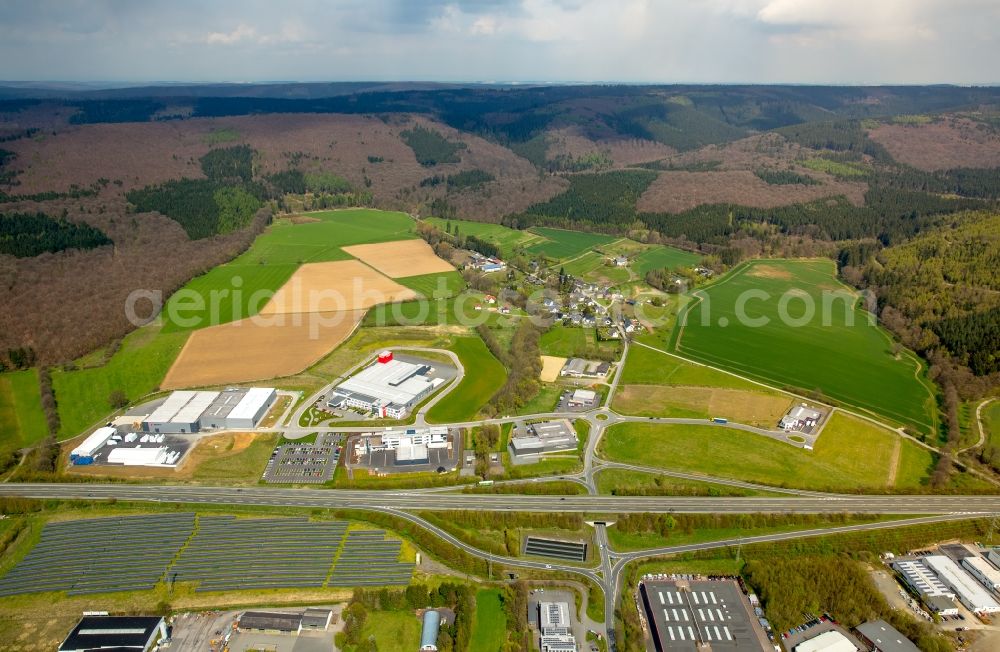 Aerial image Meschede - Building and production halls on the premises of Schraubtechnik ITH Bolting Technology on Steinwiese in the district Enste in Meschede in the state North Rhine-Westphalia