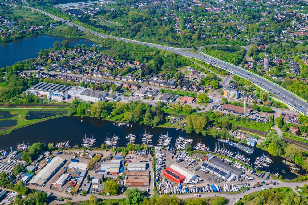 Aerial photograph Bad Schwartau - Building and production halls on the premises Schwartauer Werke in Bad Schwartau in the state Schleswig-Holstein, Germany