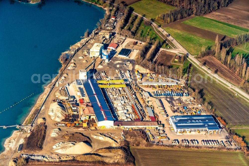 Aerial image Lahr/Schwarzwald - Building and production halls on the premises of Schwarzwaelof Beton-Fertigteile-Werk GmbH & Co. KG Am Waldmattensee in Lahr/Schwarzwald in the state Baden-Wurttemberg, Germany