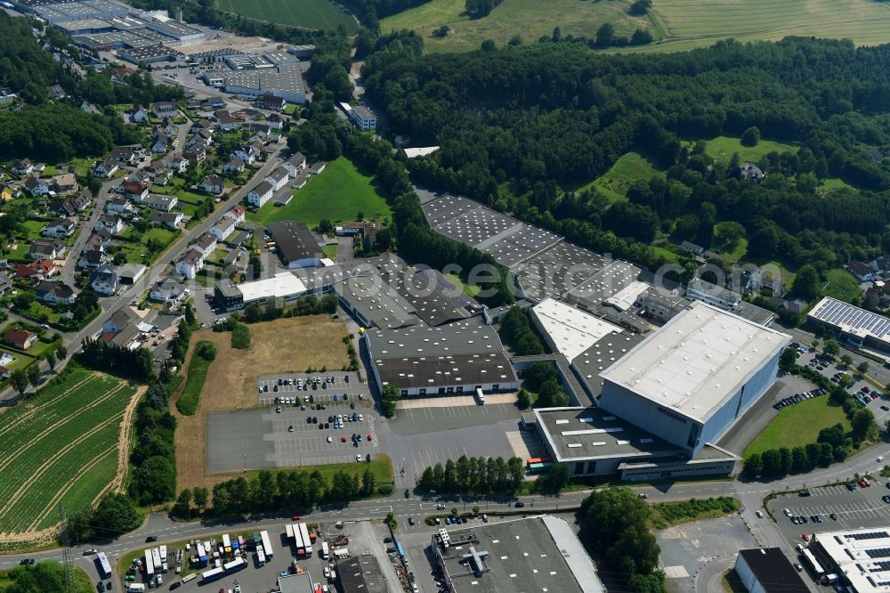 Aerial photograph Sundern (Sauerland) - Building and production halls on the premises of SEVERIN Elektrogeraete GmbH on Roehre in Sundern (Sauerland) in the state North Rhine-Westphalia, Germany