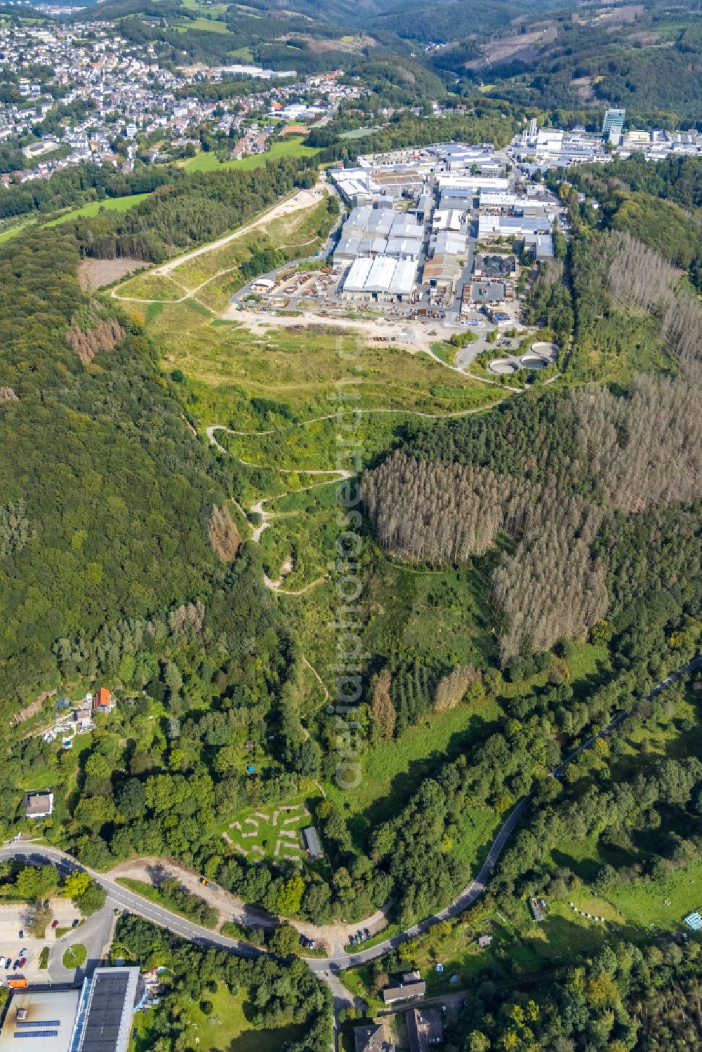 Aerial photograph Ennepetal - Building and production halls on the premises of Siegfried Jacob Metallwerke GmbH & Co. KG on Jacobstrasse in Ennepetal in the state North Rhine-Westphalia