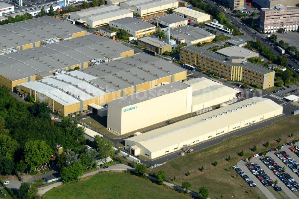 Aerial image Frankfurt am Main - Building and production halls on the premises of Siemens AG on Carl-Benz-Strasse in Frankfurt in the state Hesse