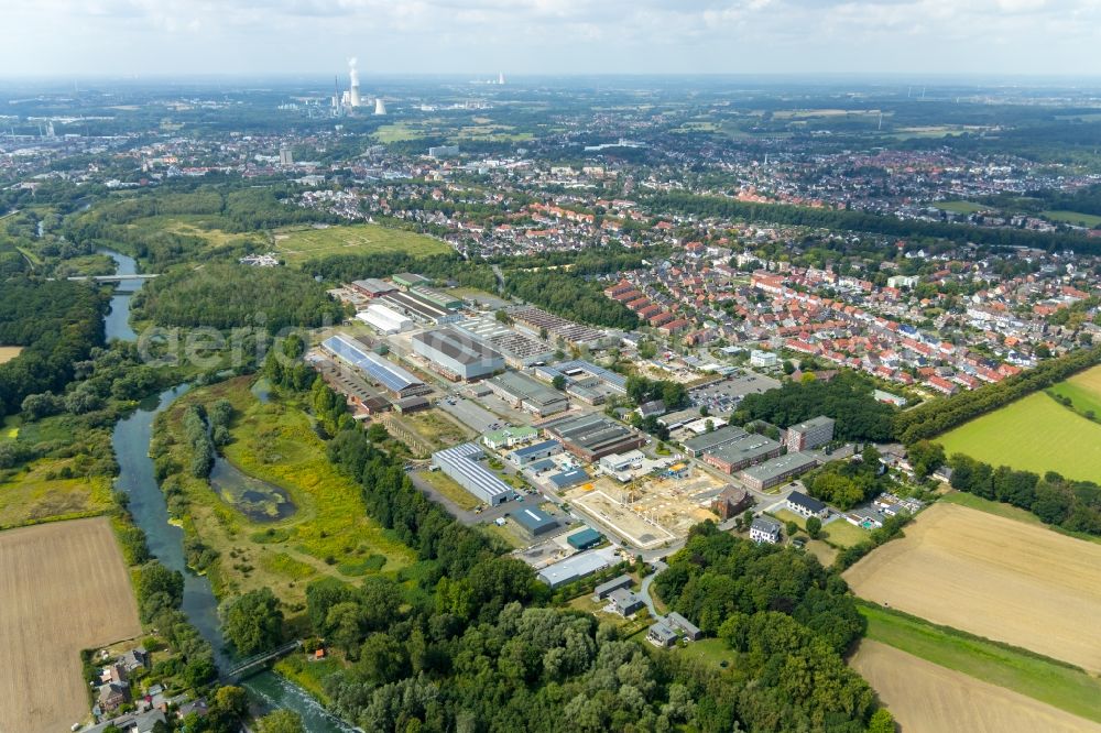 Lünen from the bird's eye view: Building and production halls on the premises of Siempelkamp Tensioning Systems GmbH on Huettenallee in Luenen in the state North Rhine-Westphalia, Germany