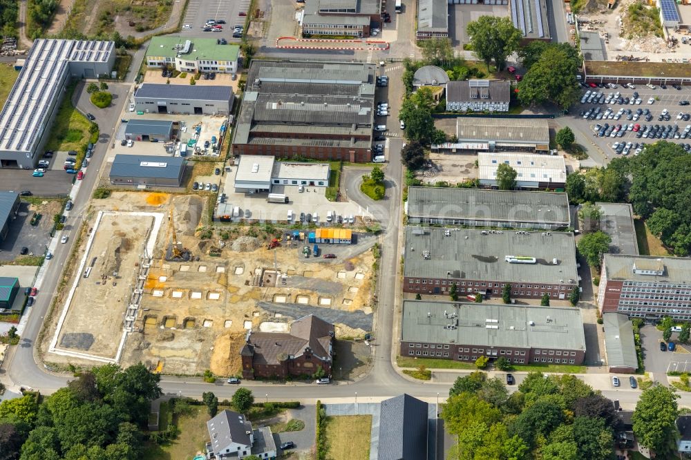 Aerial photograph Lünen - Building and production halls on the premises of Siempelkamp Tensioning Systems GmbH on Huettenallee in Luenen in the state North Rhine-Westphalia, Germany