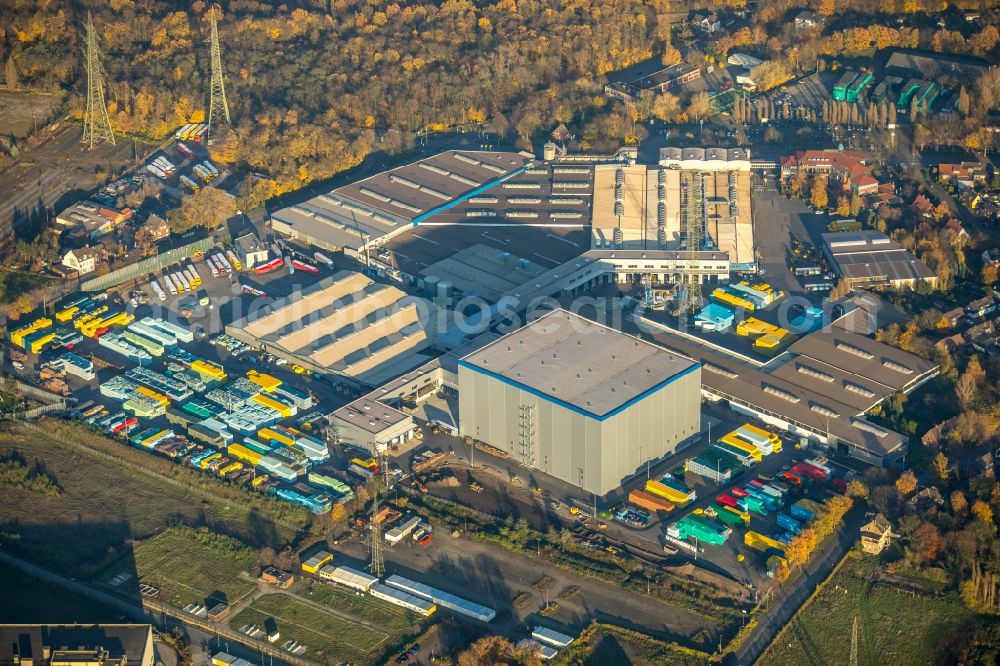 Duisburg from above - Building and production halls on the premises of Sinalco Internat. GmbH & Co.KG on Roemerstrasse in the district Walsum in Duisburg in the state North Rhine-Westphalia, Germany