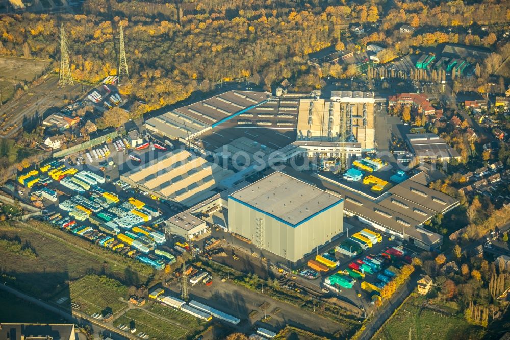 Duisburg from the bird's eye view: Building and production halls on the premises of Sinalco Internat. GmbH & Co.KG on Roemerstrasse in the district Walsum in Duisburg in the state North Rhine-Westphalia, Germany