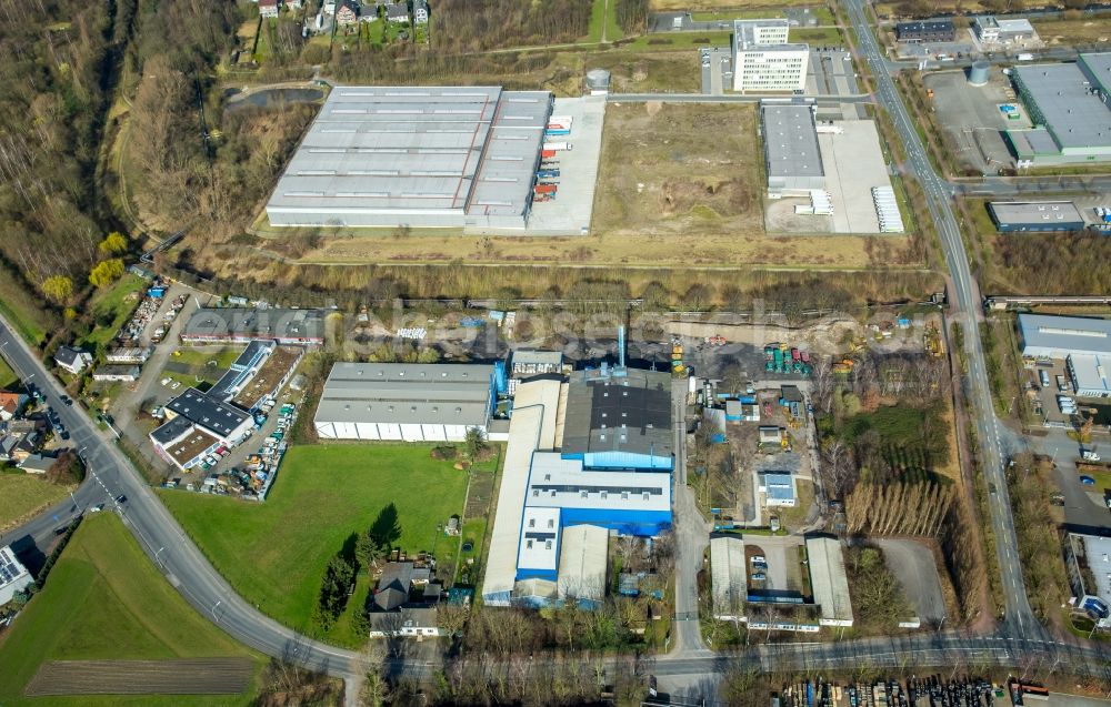 Herne from the bird's eye view: Building and production halls on the premises of Sita Remediation GmbH in street Suedstrasse in the district Wanne-Eickel in Herne in the state North Rhine-Westphalia