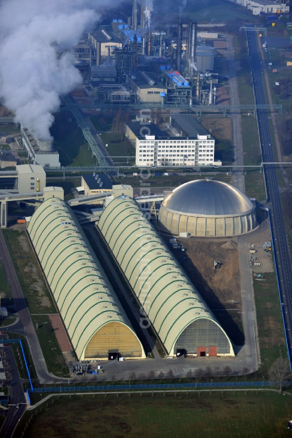 Piesteritz from above - Warehouses on the plant grounds of the SKW Stickstoffwerke Piesteritz GmbH. The company is the largest urea and ammonia producer in Germany