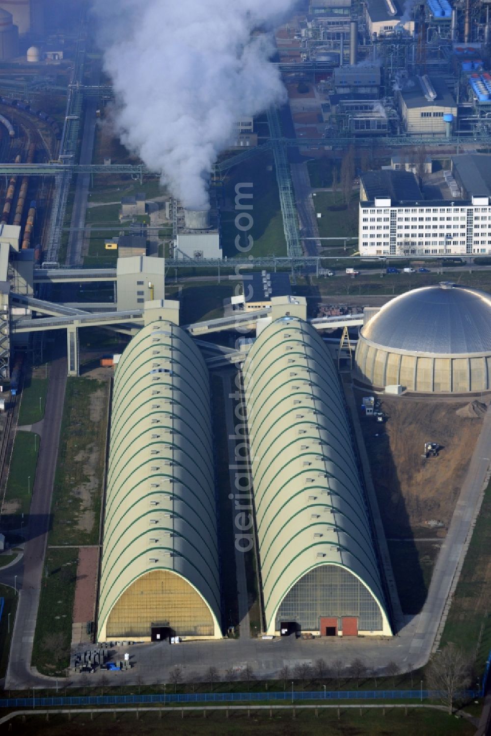 Aerial image Piesteritz - Warehouses on the plant grounds of the SKW Stickstoffwerke Piesteritz GmbH. The company is the largest urea and ammonia producer in Germany