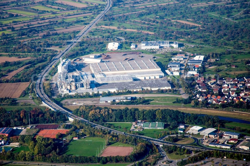 Aerial photograph Bischweier - Building and production halls on the premises of Spanplattenfabirk Kronospan GmbH in Bischweier in the state Baden-Wuerttemberg, Germany