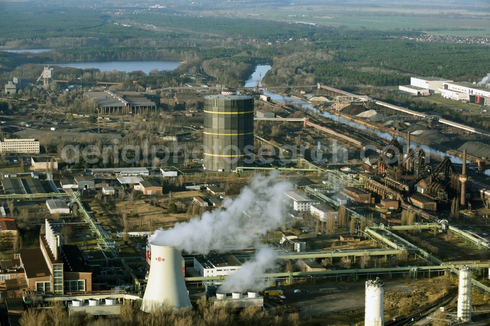 Aerial photograph Eisenhüttenstadt - Building and production halls on the premises of steelworks ArcelorMittal in Eisenhuettenstadt in the state Brandenburg