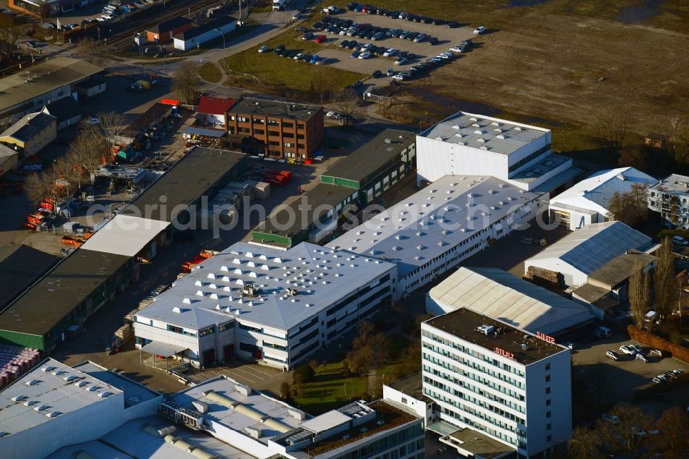 Hamburg from the bird's eye view: Building and production halls on the premises of STULZ GmbH on Holsteiner Chaussee in the district Schnelsen in Hamburg, Germany