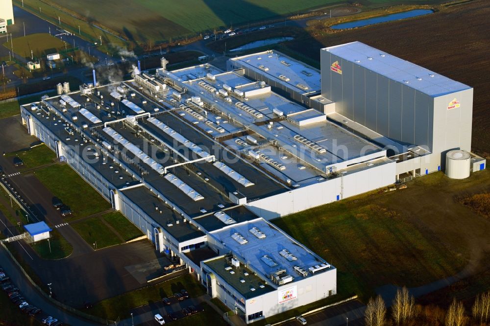 Aerial photograph Boizenburg/Elbe - Building and production halls on the premises of Sweet Tec GmbH in Boizenburg/Elbe in the state Mecklenburg - Western Pomerania, Germany