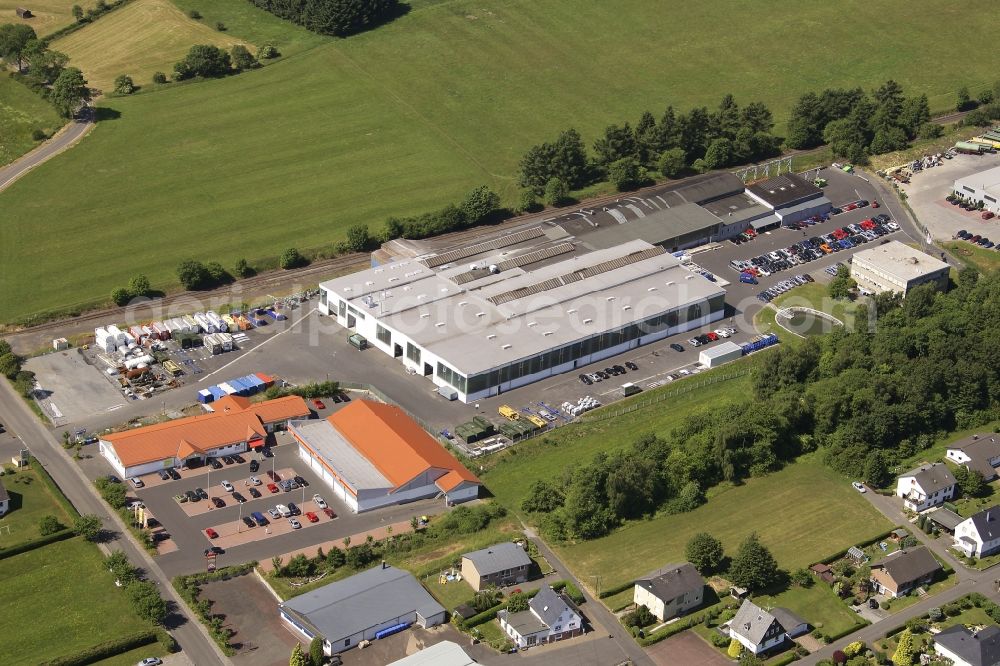 Aerial photograph Weitefeld - Building and production halls on the premises of THIELMANN WEW GmbH on Ringstrasse in Weitefeld in the state Rhineland-Palatinate, Germany