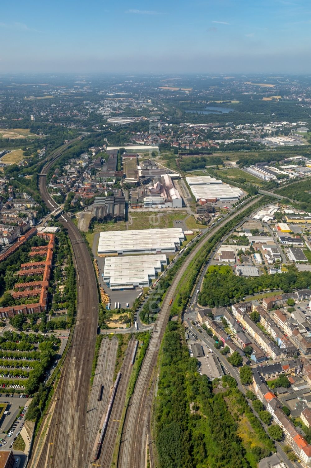 Aerial image Dortmund - Building and production halls on the premises thyssenkrupp Schulte GmbH, Zweigniederlassung Edelstahl-Service-Center in Dortmund in the state North Rhine-Westphalia, Germany