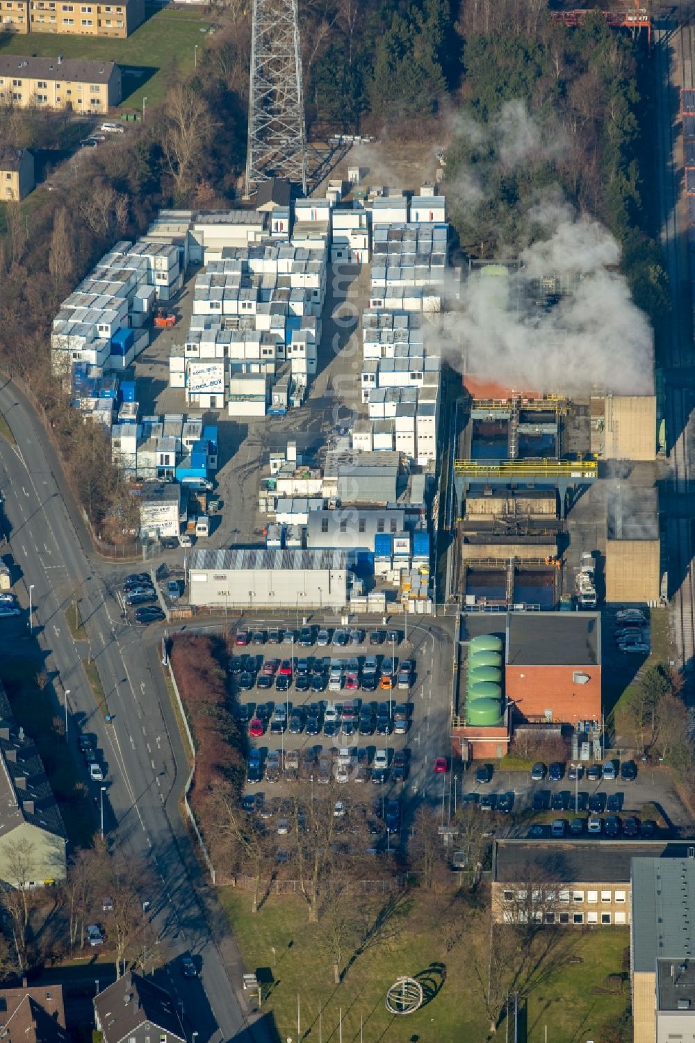 Aerial image Mülheim an der Ruhr - Container Parking on the site Vallourec Deutschland GmbH in Muelheim in the Ruhr area in North Rhine-Westphalia