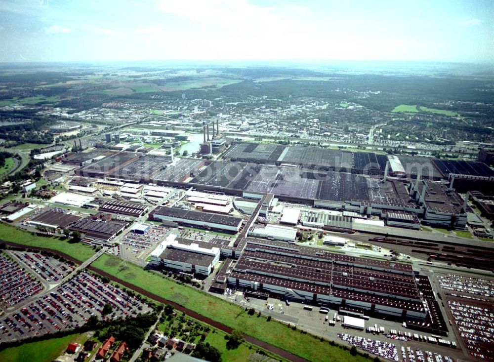 Wolfsburg from above - Werksgelände der VOLKSWAGEN AKTIENGESELLSCHAFT, Zentrale (05361) 9-00 Berliner Ring 2 38440 Wolfsburg