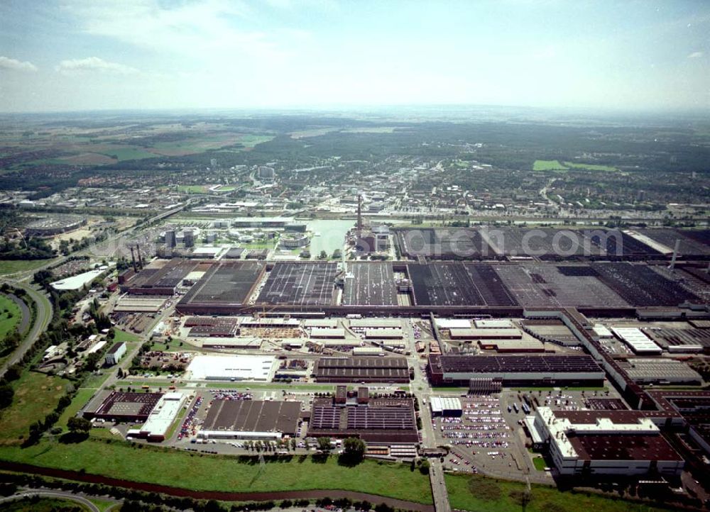 Wolfsburg from the bird's eye view: Werksgelände der VOLKSWAGEN AKTIENGESELLSCHAFT, Zentrale (05361) 9-00 Berliner Ring 2 38440 Wolfsburg