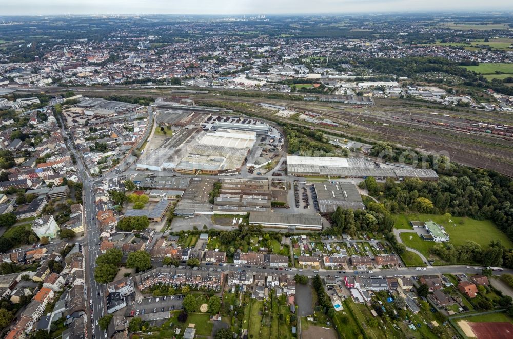 Hamm from above - Building and production halls on the premises der WDI - Westfaelische Drahtindustrie GmbH along the Banningstrasse in Hamm at Ruhrgebiet in the state North Rhine-Westphalia, Germany