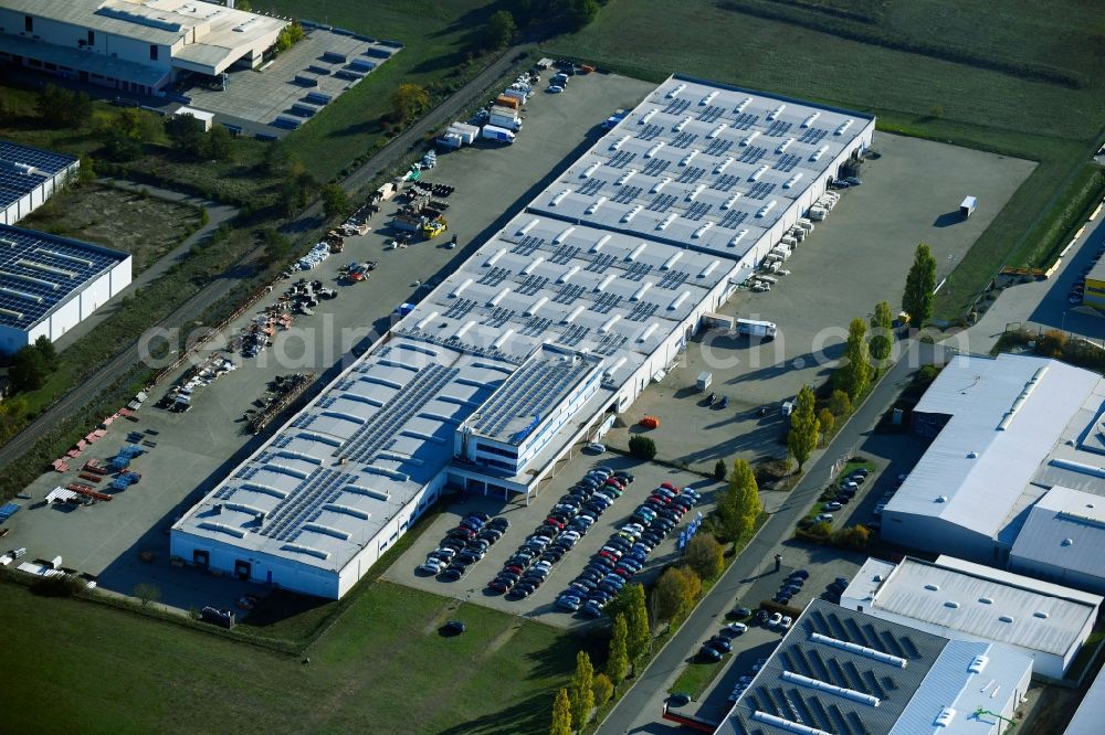 Aerial photograph Burg - Building and production halls on the premises of WIEDEMANN on Pappelweg in Burg in the state Saxony-Anhalt, Germany