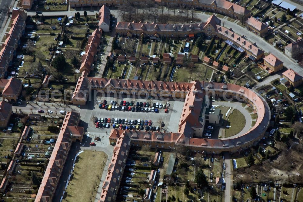 Wittenberg OT Piesteritz from above - The Piesteritzer employee housing is the largest car-free housing development in Germany. From 1916 to 1919, the garden city was built to plans by Paul Schmitthenner and Otto Rudolf Salvisberg for about 2000 employees of the adjacent nitrogen plant. It was recorded in 1986 in the list of monuments of the GDR and has since become a historical monument