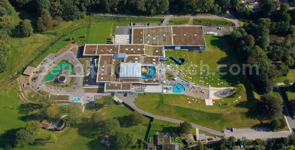 Aerial photograph Hagen - View of the swimming pool Westfalenbad in Hagen in the state North Rhine-Westphalia